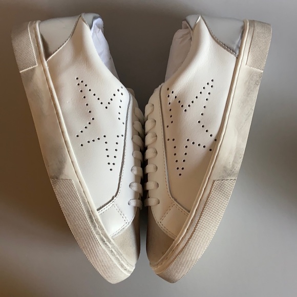 NEW Steve Madden Rezume distressed white sneakers - Picture 5 of 9